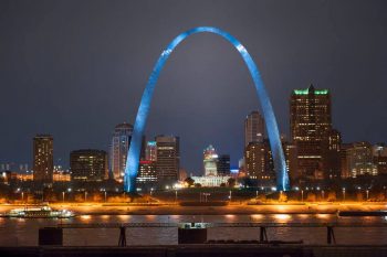 The arch over St. Louis ad the image for the ValChoice Find Missouri insurance agents web page.