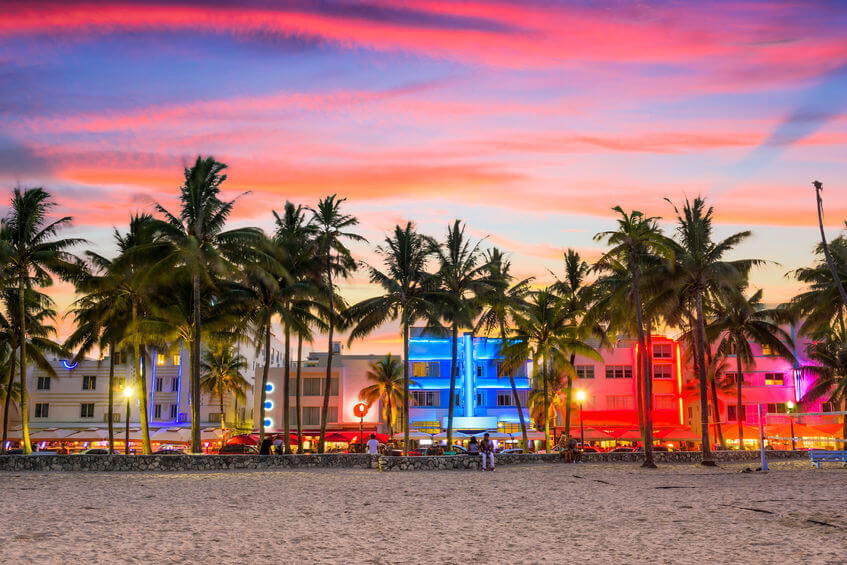 Miami Beach at Sunset. Image for Find Insurance Agents in Florida, Best Car Insurance in Florida and Best Home Insurance in Florida web pages on ValChoice.com.